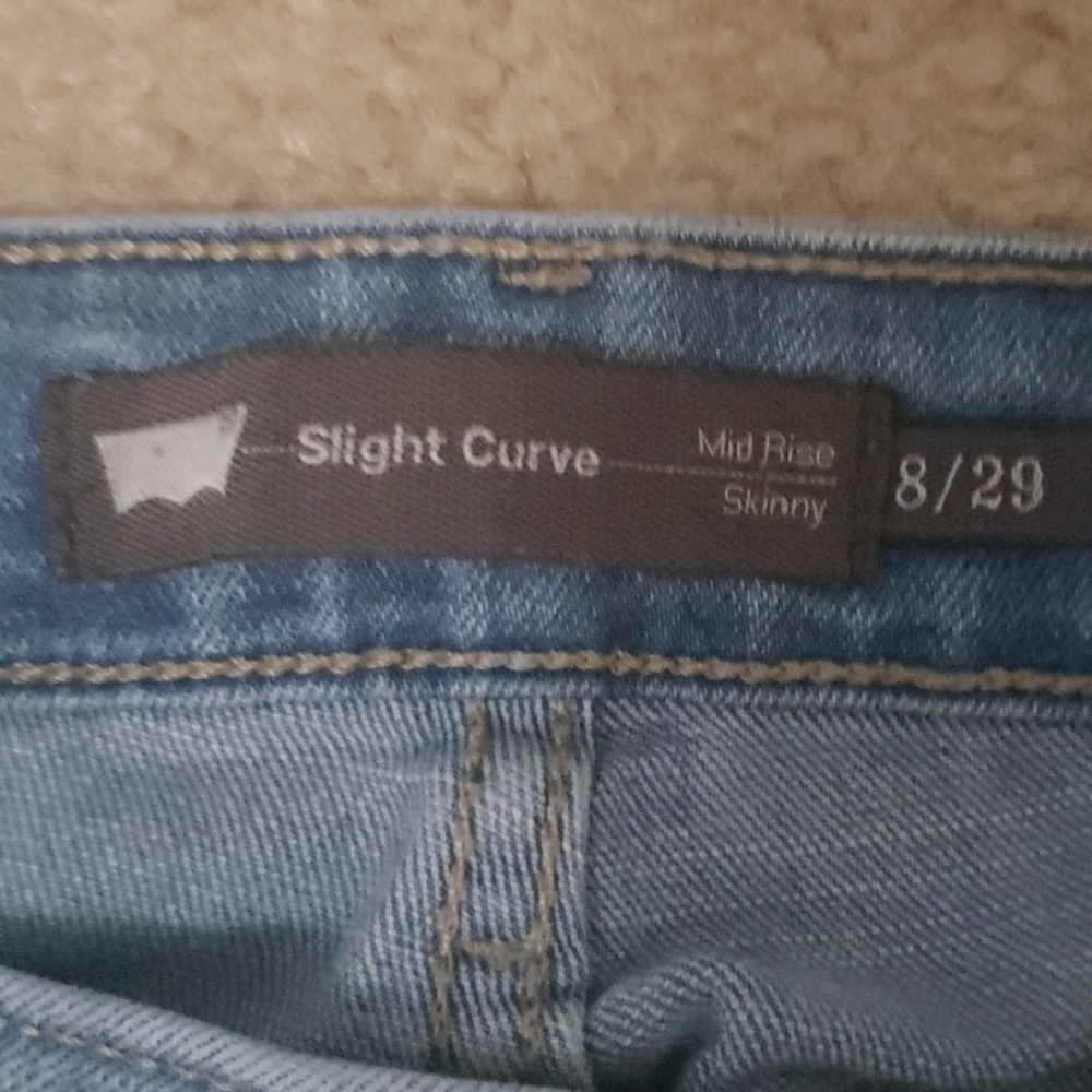 Levi's - Picture 3 of 7